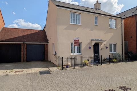 4 bedroom detached house for sale, Spindle Mews, Buckingham, MK18