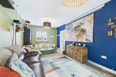 4 bedroom detached house for sale, Spindle Mews, Buckingham, MK18