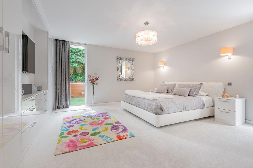 Principal Suite