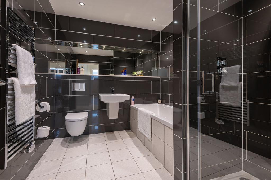 Principal Ensuite