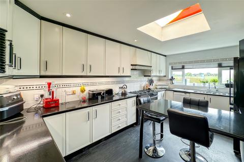 undefined, Woodside Road, Woodside, Bedfordshire, LU1