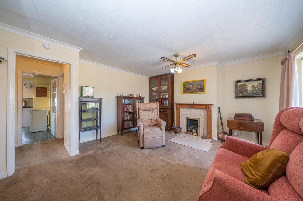 6-Windermere-Close-02159