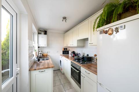43 Allingham Road, Reigate, RH2 8HU