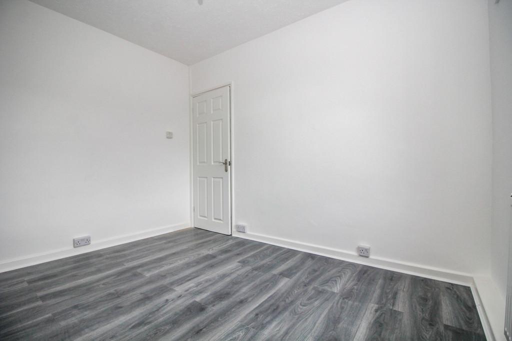 1024px.2395939 1682696183-20428-Second Bedroom1
