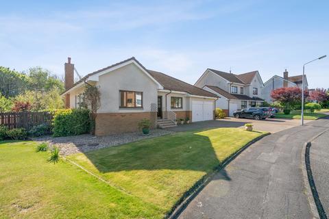 24 Fairfield Drive, Clarkston, Glasgow, G76 7YH