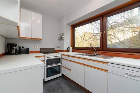 undefined, Queen's Crescent, Edinburgh EH9