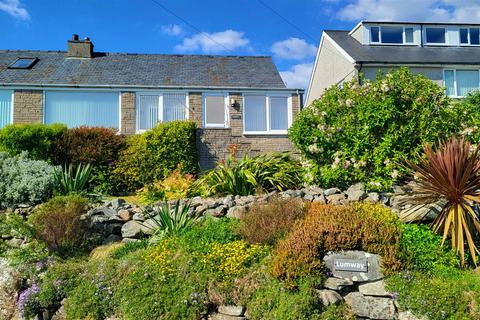 3 bedroom semi-detached bungalow for sale, Lumway, 6 Fron Hill, Llanfair