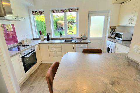 3 bedroom semi-detached bungalow for sale, Lumway, 6 Fron Hill, Llanfair