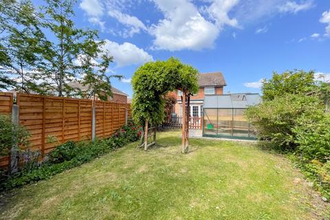 29 Britannia Drive, Gravesend, DA12 4RP