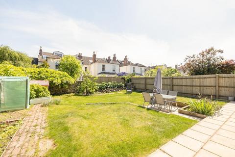 Cotham Road, Cotham