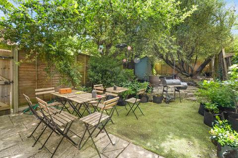 undefined, Westleigh Avenue, London, SW15