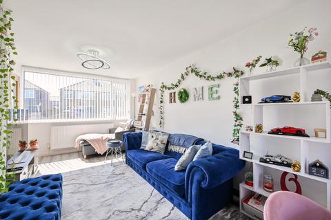 103 Anthea Drive, York, YO31 9DQ