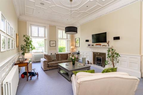 3 Beaconsfield Road, Glasgow, G12 0PJ