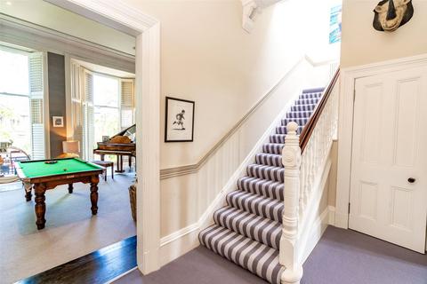 3 Beaconsfield Road, Glasgow, G12 0PJ