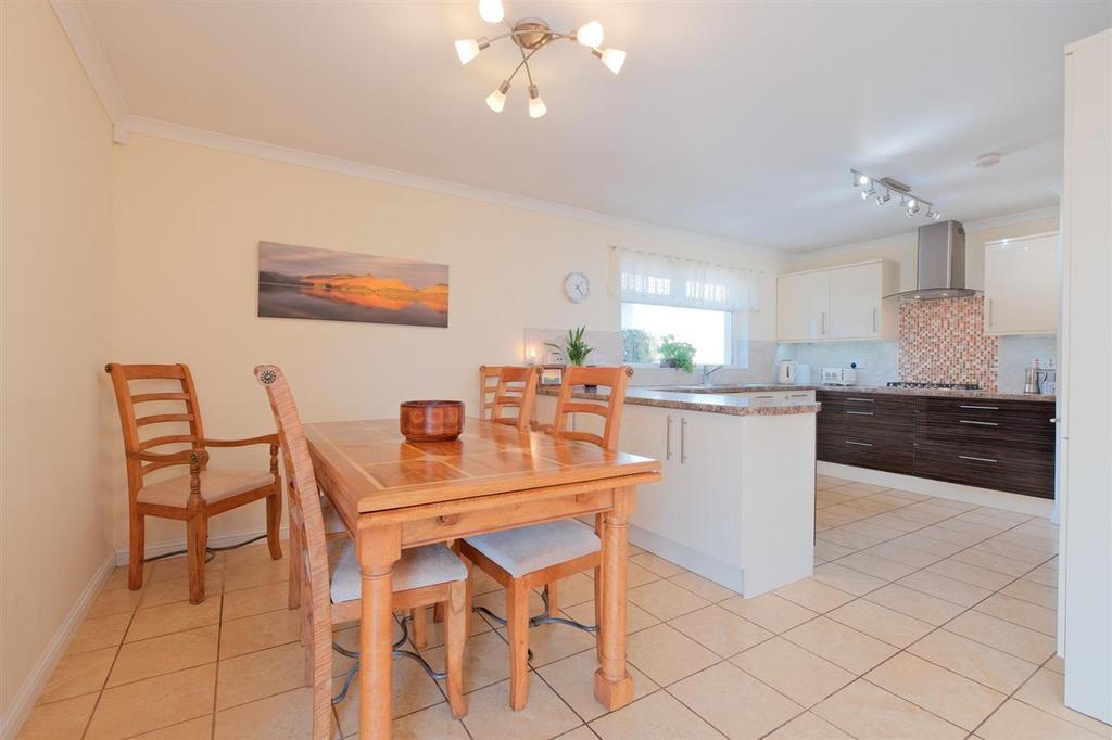 Kitchen / Diner
