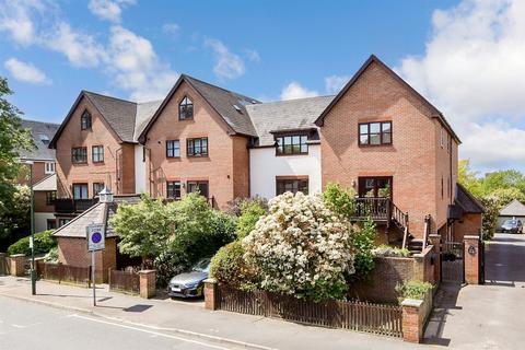 2 bedroom flat for sale, Fernhead, Sutton SM1