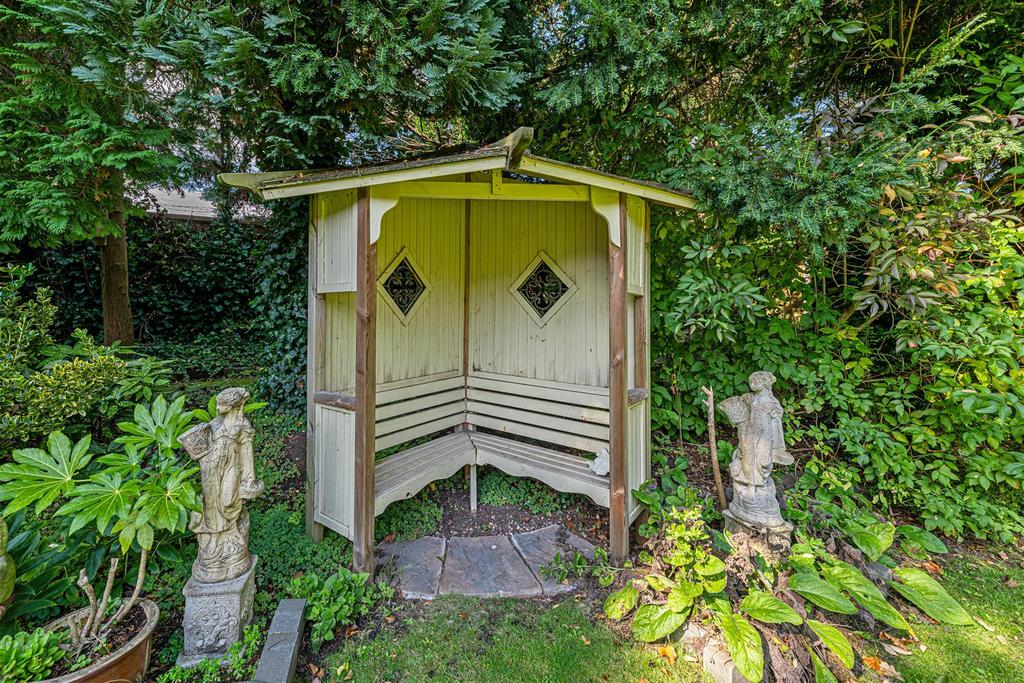 Garden Hut