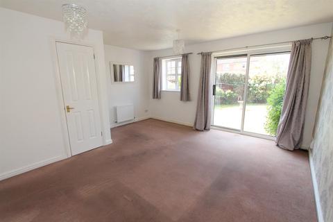 63 Bakers Gardens, Carshalton, SM5 2SF
