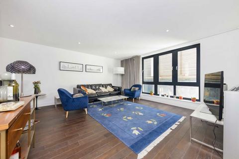 4 bedroom house to rent, Dumpton Place, London NW1