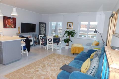 3 bedroom flat for sale, Marlborough Court, Grove Road, Luton LU1