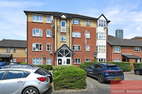 2 bedroom flat for sale, Curtis Drive, W3