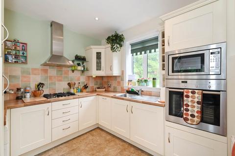 1 bedroom apartment for sale, Carillon Court, Oxford Road, London
