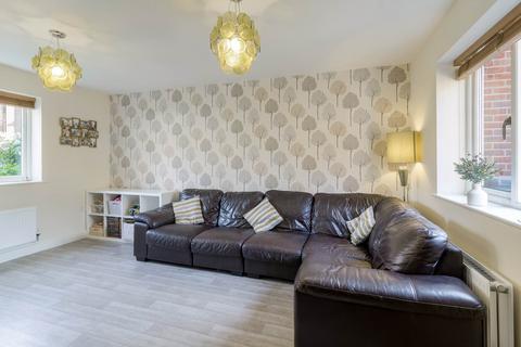 3 bedroom semi-detached house for sale, Blythebridge, Milton Keynes MK10