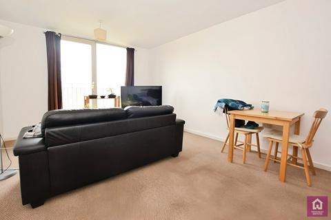 1 bedroom flat for sale, 1 Stillwater Drive, Manchester, Sports City, M11