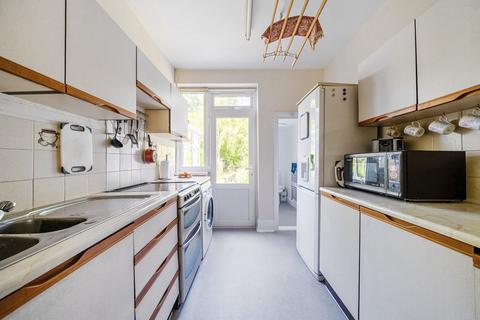 54 Wharncliffe Gardens, London, SE25 6DQ
