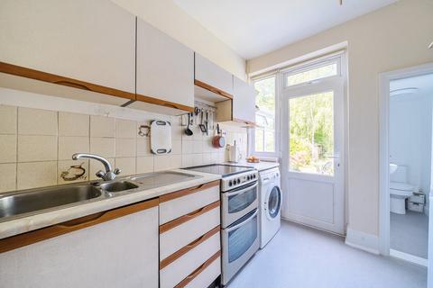 54 Wharncliffe Gardens, London, SE25 6DQ