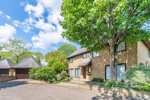 4 bedroom detached house for sale, Lynch Close, Blackheath, London, SE3