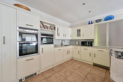 4 bedroom detached house for sale, Lynch Close, Blackheath, London, SE3