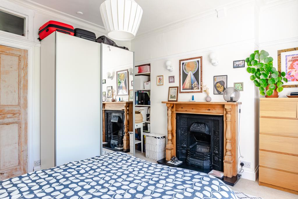 Bedroom1b