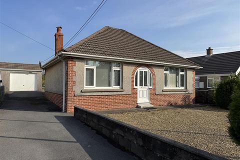 2 bedroom detached bungalow for sale, Heol Lotwen, Capel Hendre, Ammanford