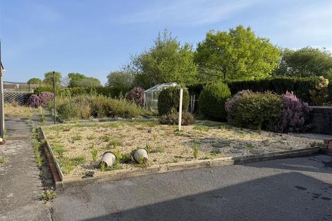 2 bedroom detached bungalow for sale, Heol Lotwen, Capel Hendre, Ammanford