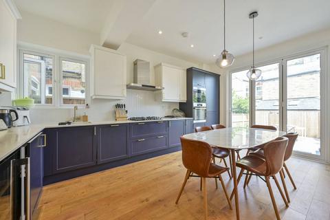 5 bedroom terraced house to rent, Melrose Avenue, Wimbledon, London, SW19