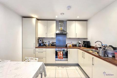 2 bedroom flat to rent, Centenary Quay, Southampton, Hampshire, SO19