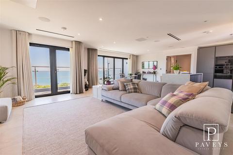 3 bedroom apartment for sale, The Esplanade, Frinton-On-Sea
