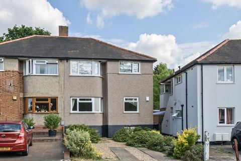 2 bedroom maisonette for sale, Meadowview Road, London