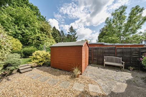 2 bedroom maisonette for sale, Meadowview Road, London