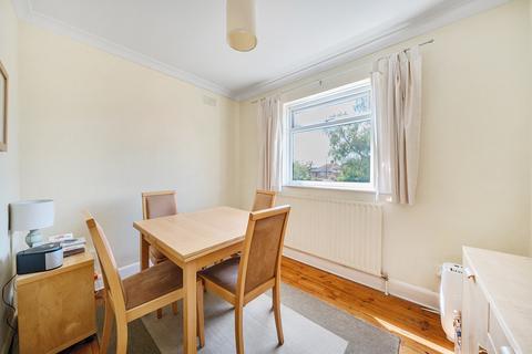 81 Meadowview Road, London, SE6 3NL