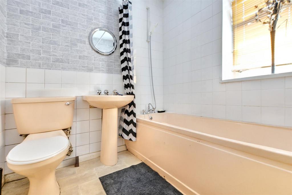 Bathroom.jpeg