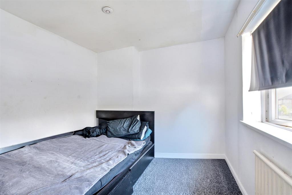 Bedroom 1 1.jpeg