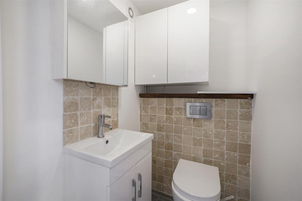 104 Elton Avenue - Pb5 Yf ON78xue EIRY7 Hlr.jpg