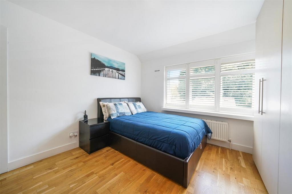 104 Elton Avenue - RFyui Inp Wegu RN7 TE7 Bv.jpg