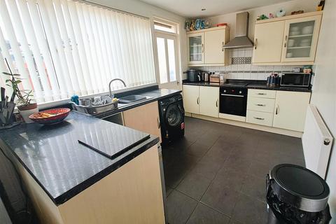 281 Brays Road, Sheldon, Birmingham, B26 2XA