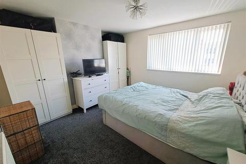 281 Brays Road, Sheldon, Birmingham, B26 2XA