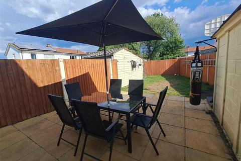 281 Brays Road, Sheldon, Birmingham, B26 2XA