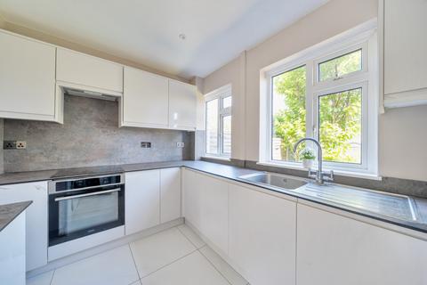 48 Addison Gardens, Surbiton, KT5 8DW