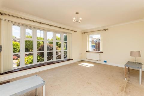 3 bedroom bungalow for sale, Lime Tree Gardens, Lowdham